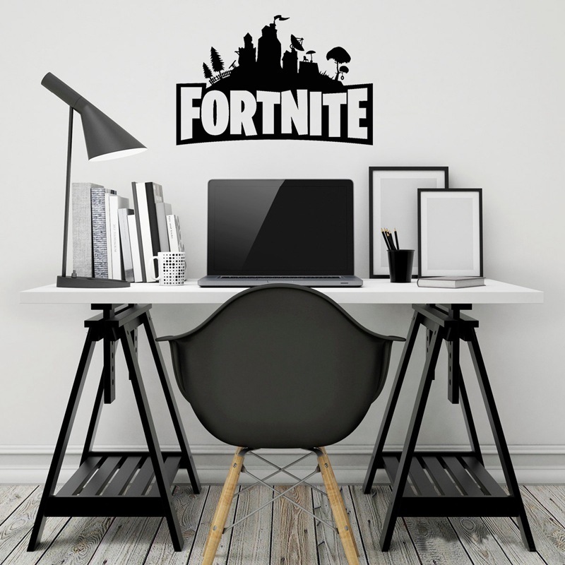 Pretty cool way to Fortnite your computer desk 